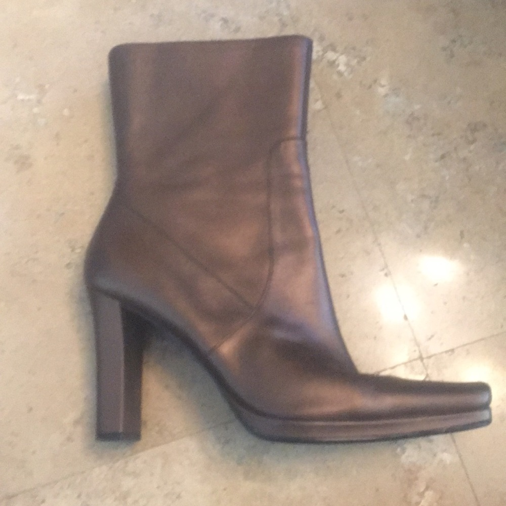 Nine West leather booties
